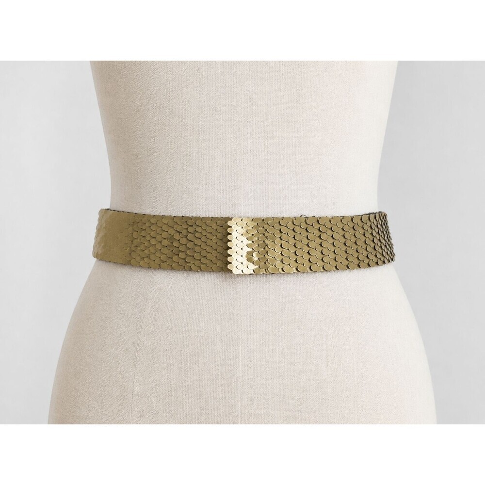 Vintage Stretch Belt Gold Metal Scales Scalloped Disco Retro Statement Waist